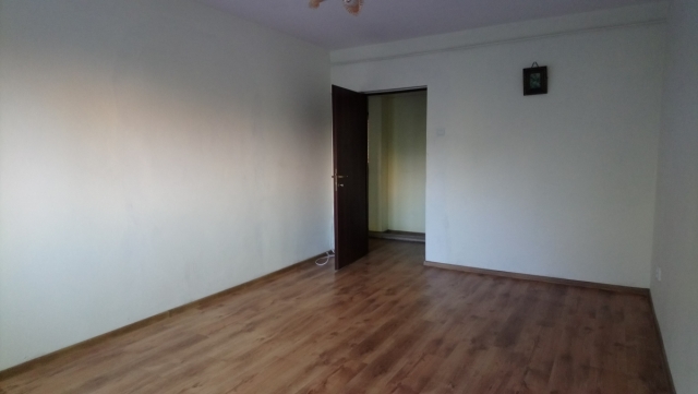 Apartament 3 camere, tiglina 2, Magazin Profi