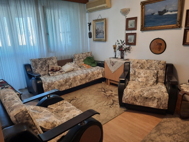 Apartament 3 camere, Baba Novac, TITAN-IOR