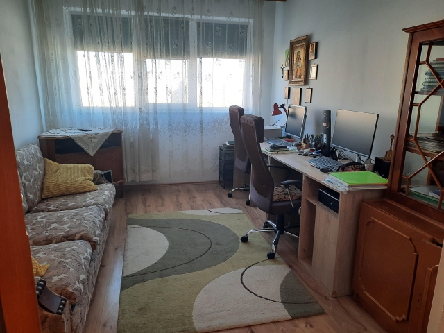 Apartament 3 camere, Baba Novac, TITAN-IOR